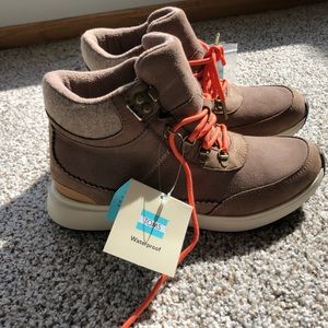 Toms waterproof taupe grey Nubak